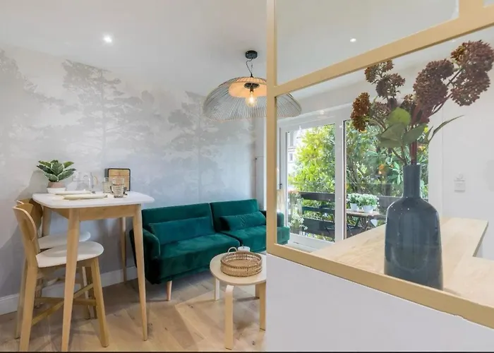 La Belle Verriere- Hyper Centre, Tele Connectee, Balcon, Wifi Apartmán Mont-de-Marsan