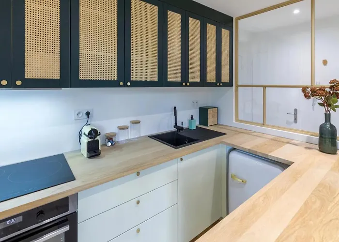 La Belle Verriere- Hyper Centre, Tele Connectee, Balcon, Wifi *